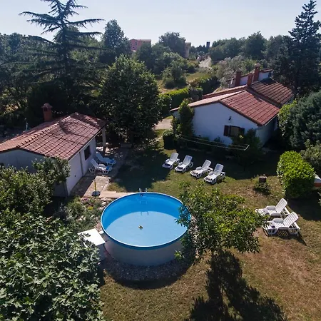 Holiday Home Kipo I Lunja Medulin Exterior photo