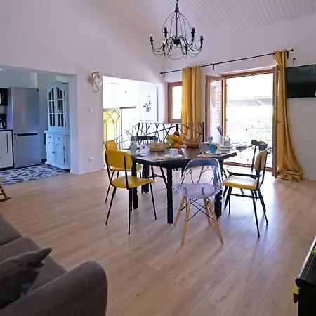 Holiday Home Kipo I Lunja Medulin Exterior photo