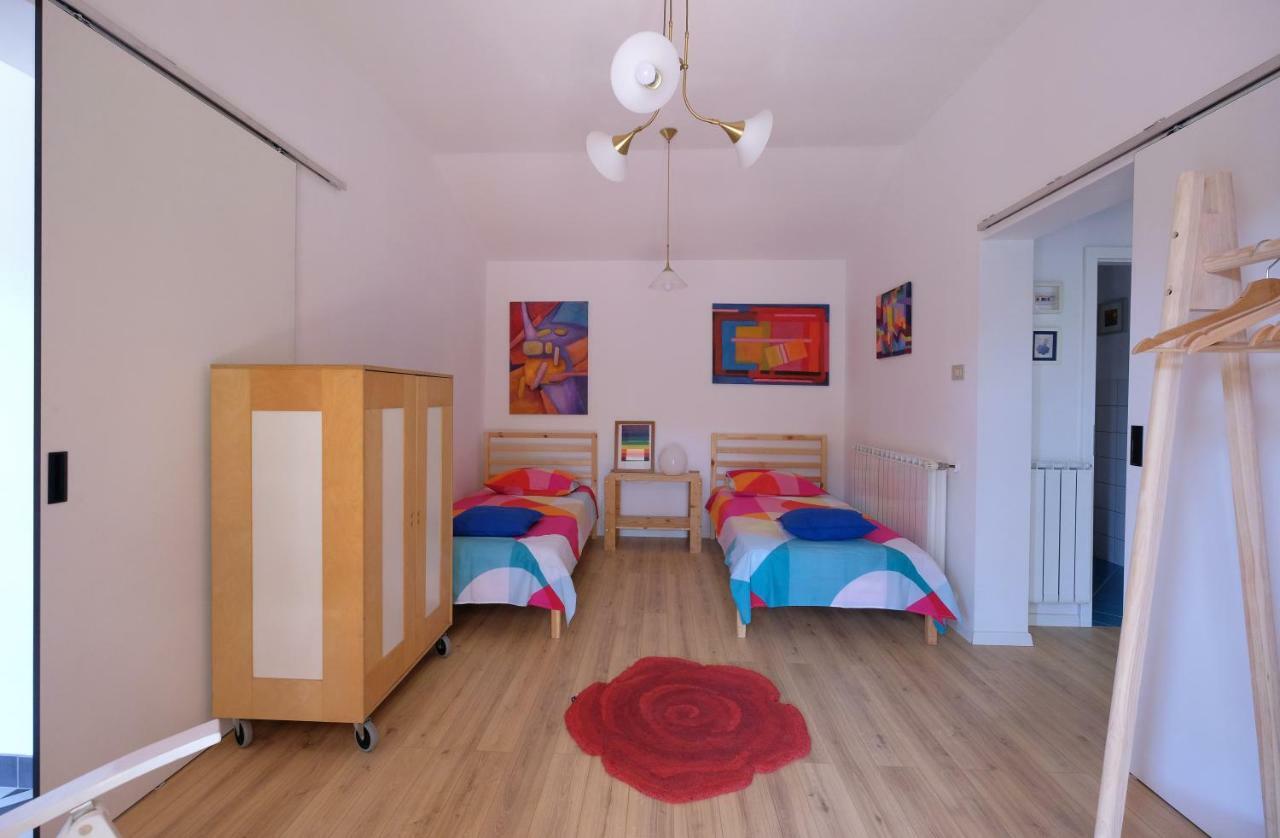 Kipo I Lunja Holiday home